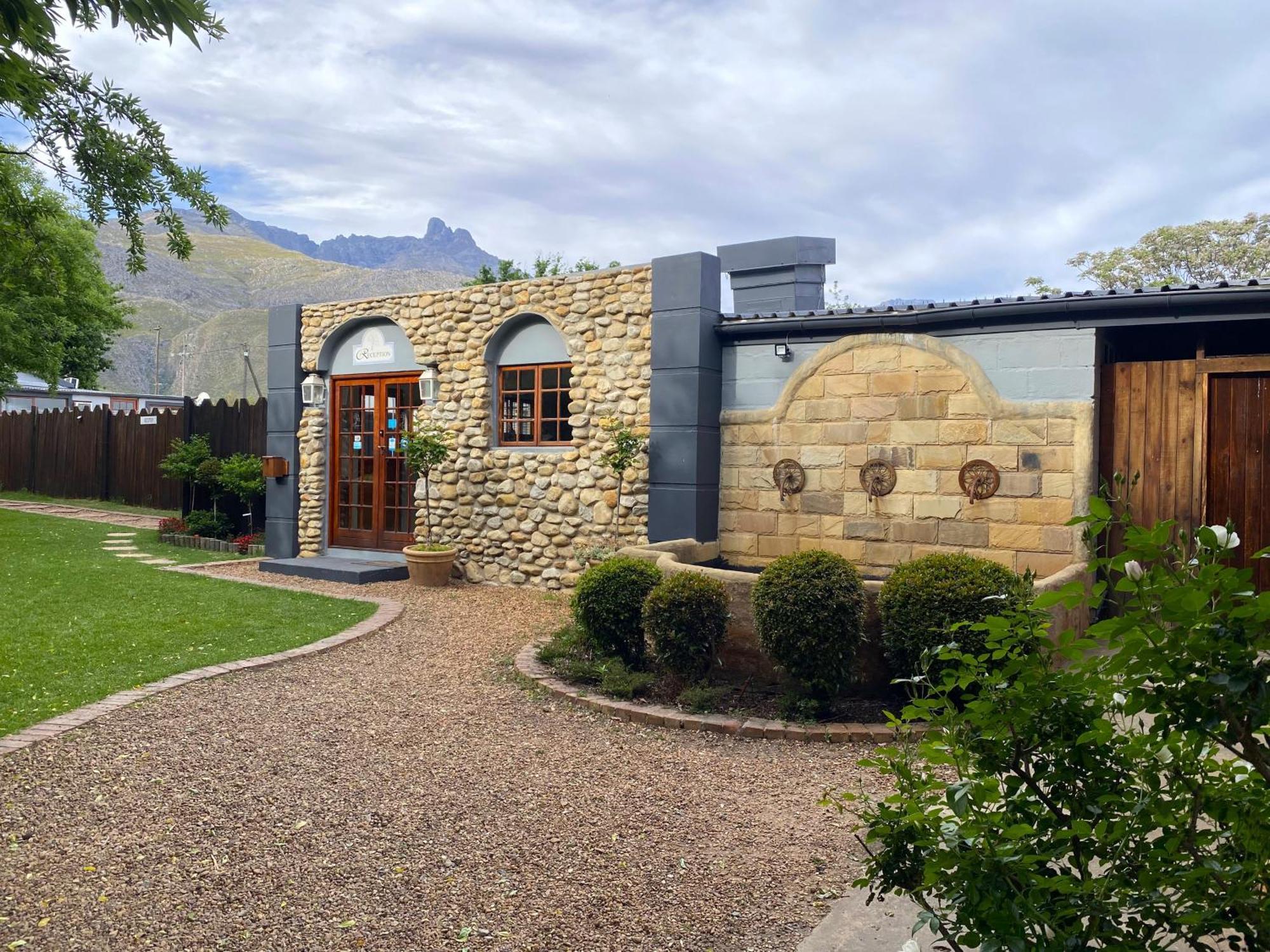 Oaksrest Vineyards Guest Farm Hotel Ladismith Exterior foto